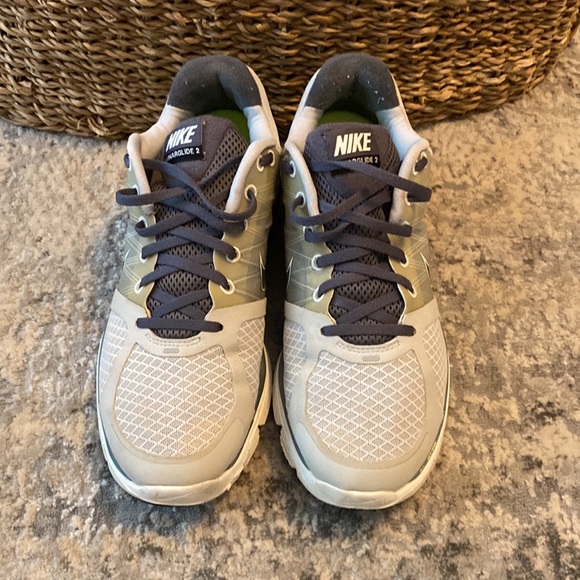 Women’s Nike Lunarglide+ 2. Size 11. - Picture 2 of 5